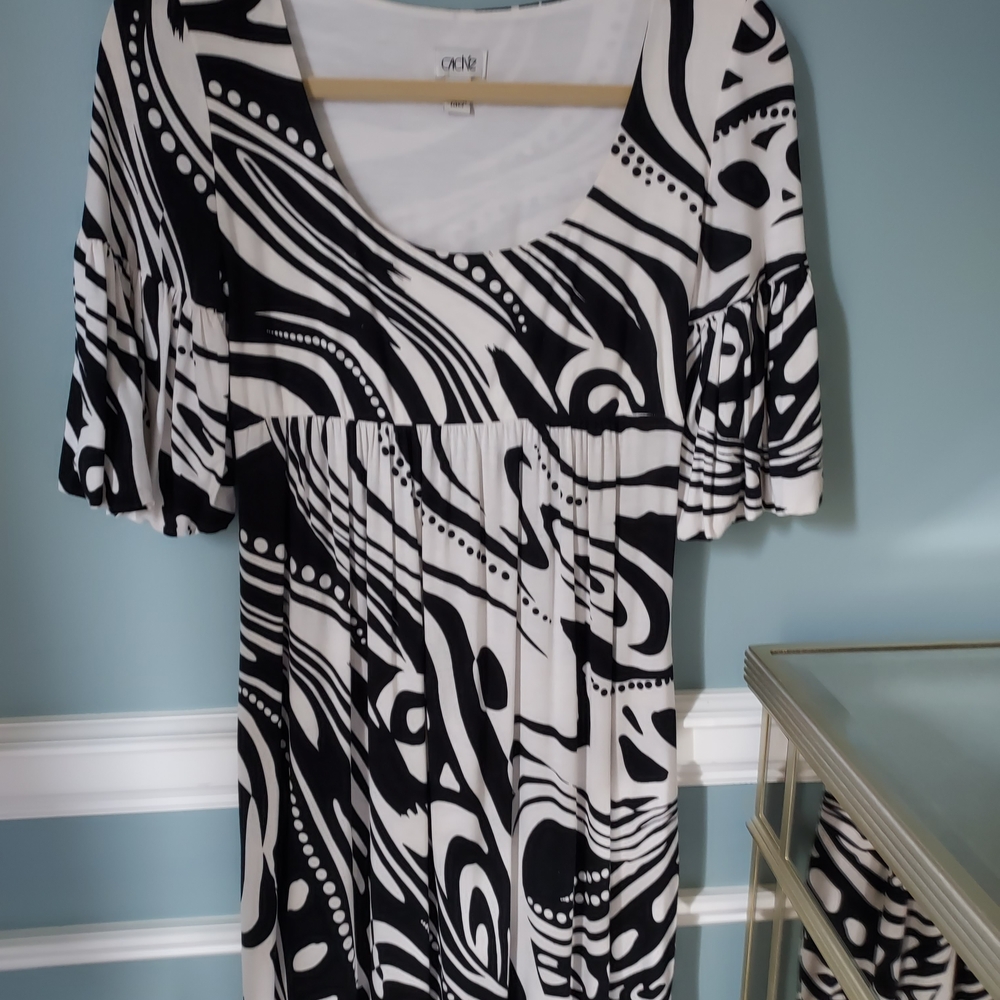 Black and White Abstract  Dress